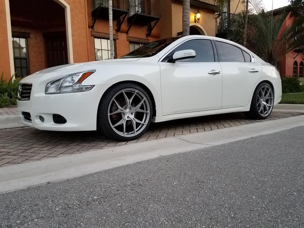 photo 1 Nissan Maxima custom wheels   20x10.0, ET +40, tire size X R20. x ET 