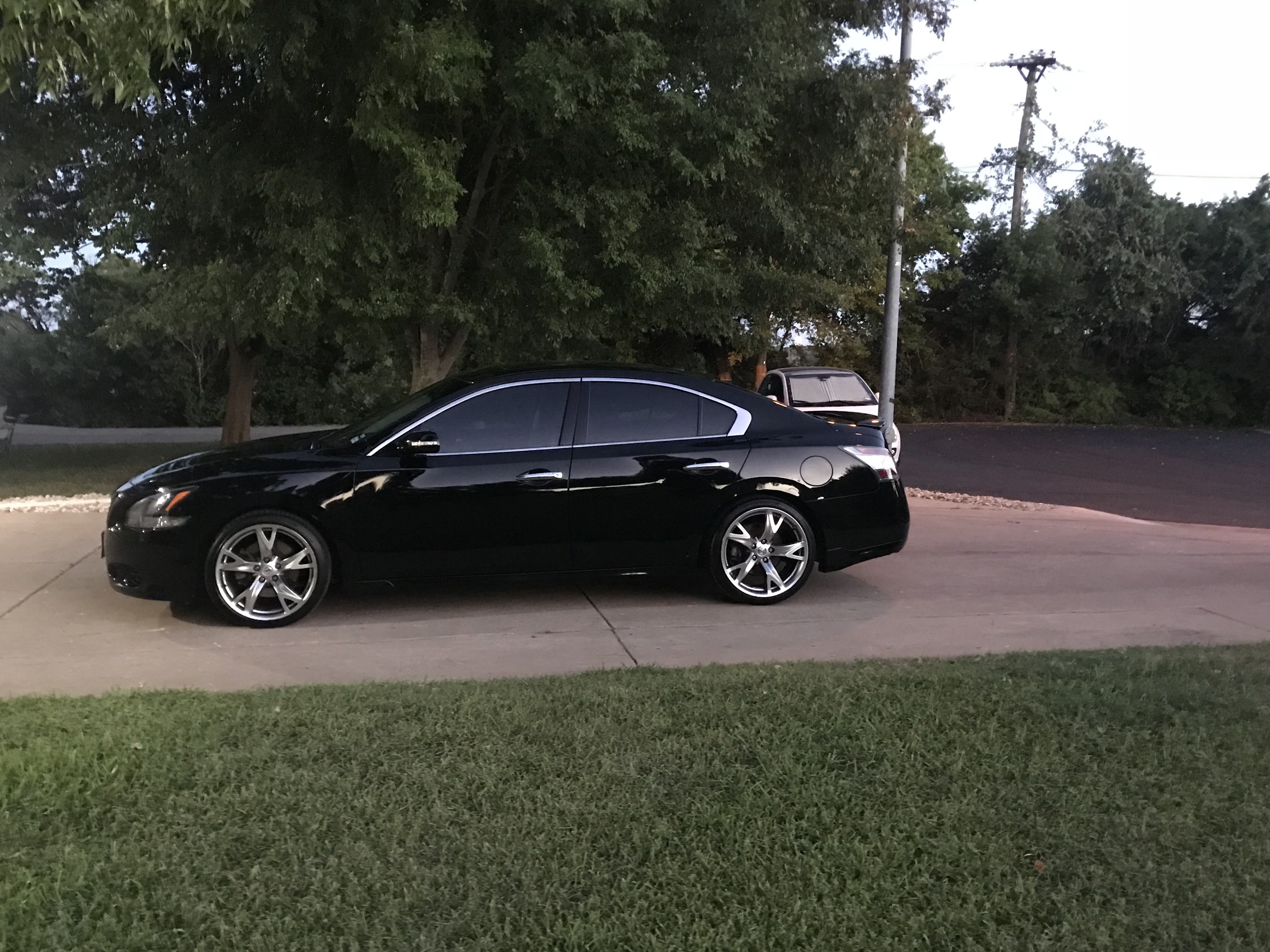 photo 1 Nissan Maxima custom wheels   19x, ET , tire size 245/35 R19. x ET 
