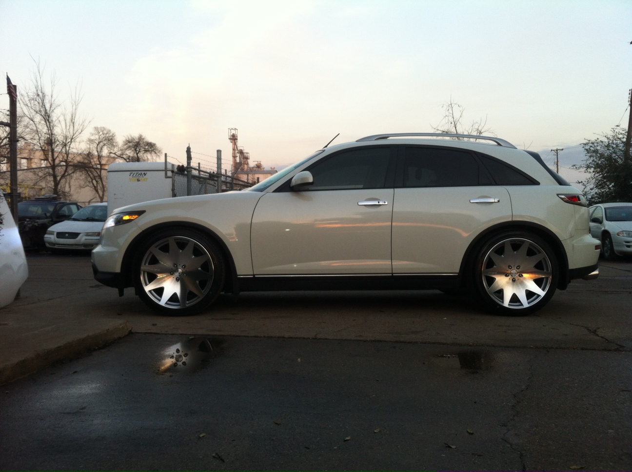 photo 3 Infiniti G35 custom wheels MRR HR3 22x10.5, ET +42, tire size 185/35 R22. x ET 
