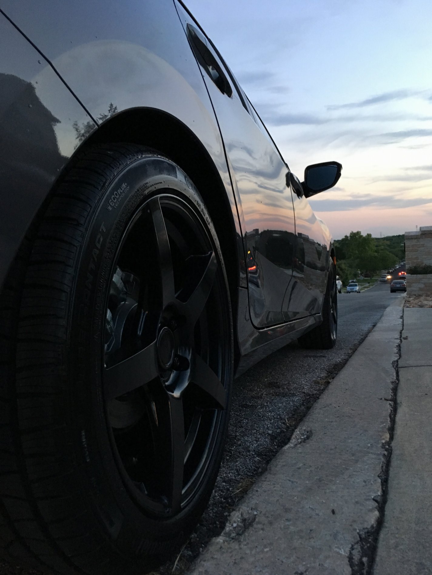 photo 2 Honda Civic custom wheels 18x8.0, ET , tire size 225/45 R18. x ET