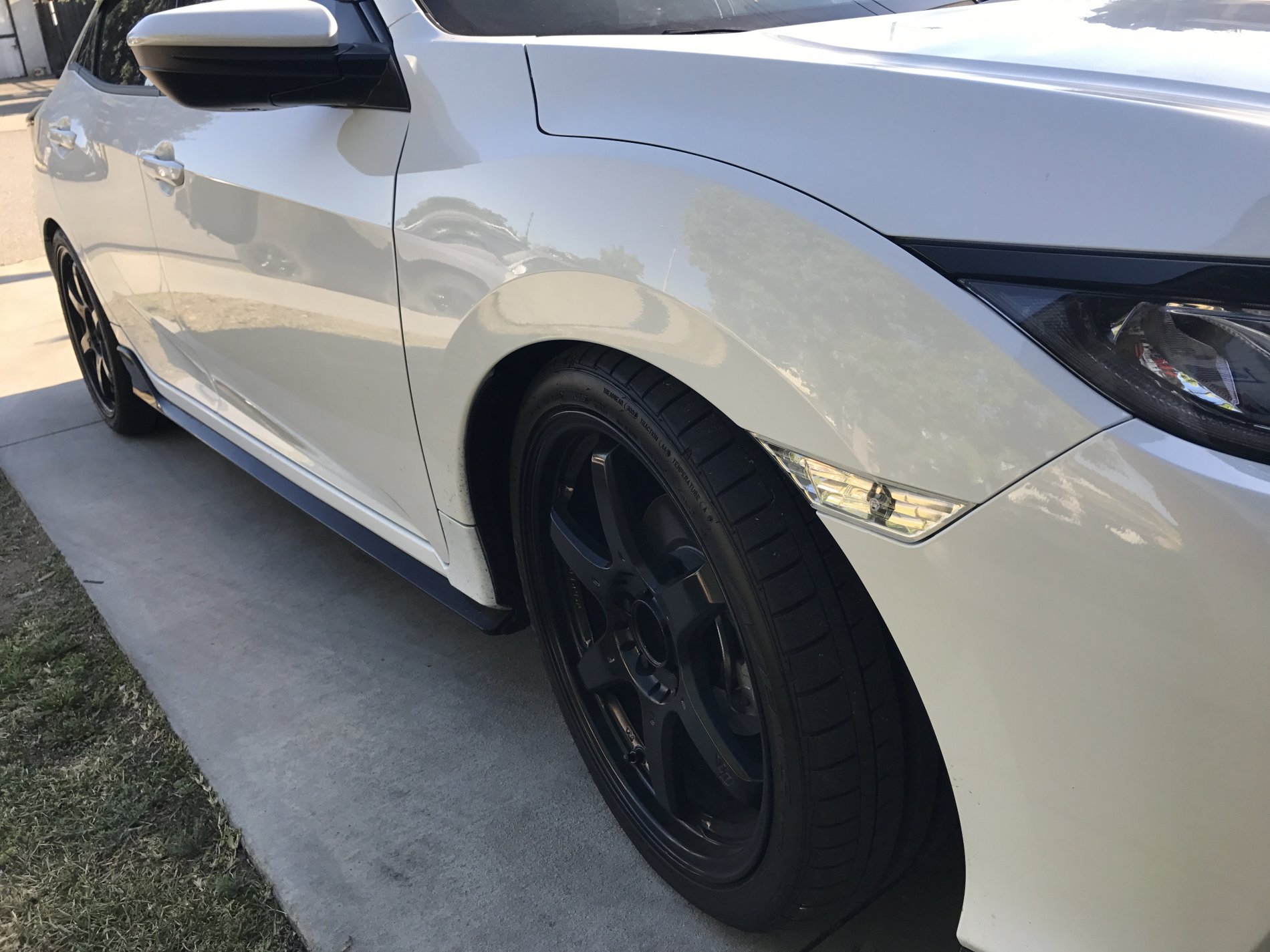 photo 4 Honda Civic custom wheels   19x8.5, ET +35, tire size 245/35 R19. x ET 