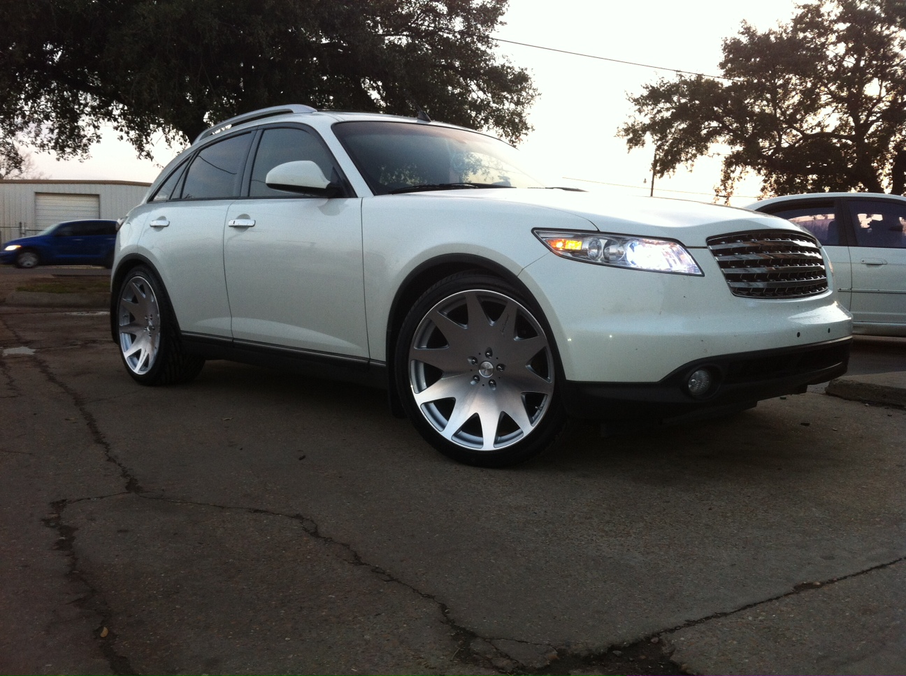 photo 3 Infiniti G35 custom wheels mrr hr3 22x10.5, ET +42, tire size 185/35 R22. x ET 