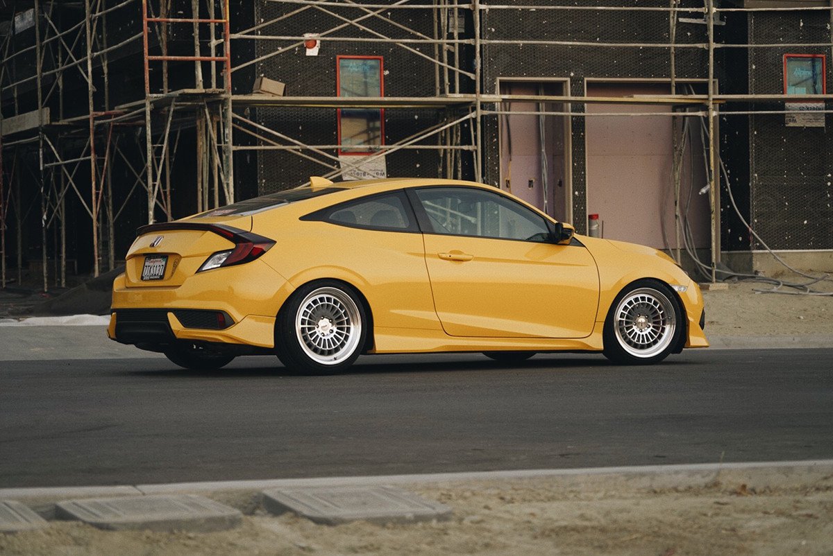 photo 3 Honda Civic custom wheels 18x9.5, ET , tire size 235/40 R18. x ET