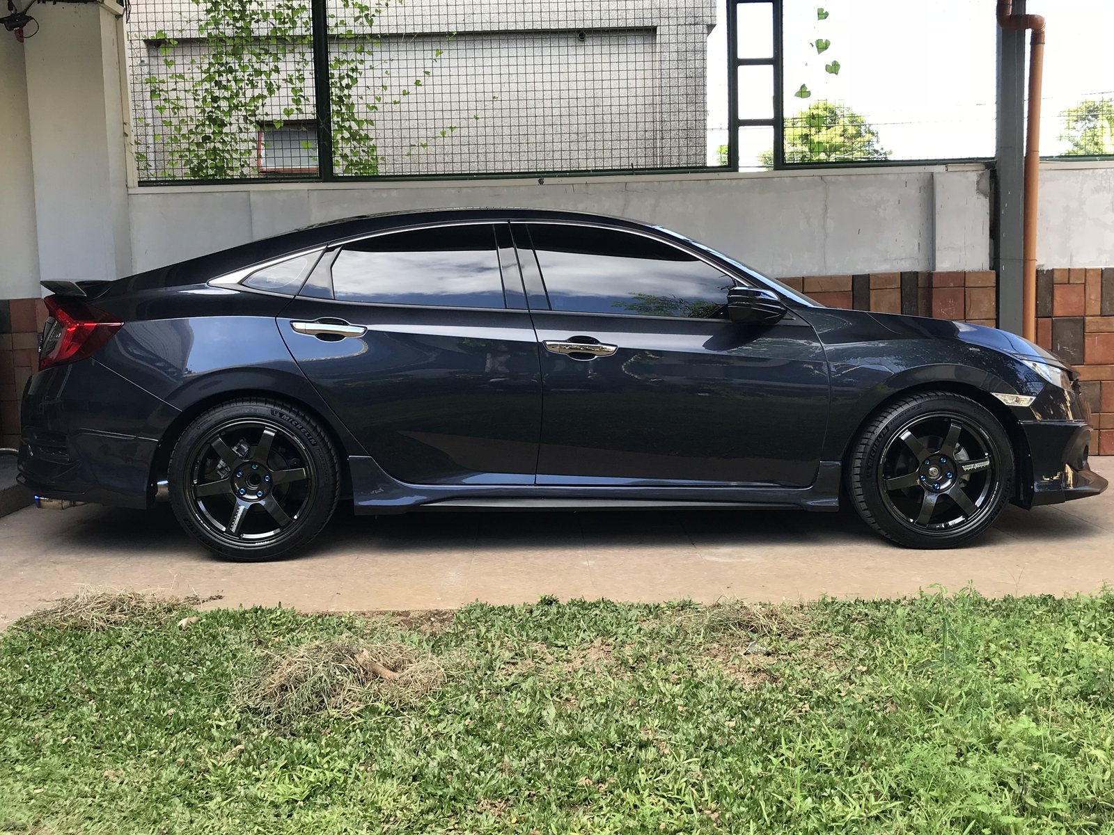 photo 4 Honda Civic custom wheels   18x9.0, ET +45, tire size 235/40 R18. x ET 