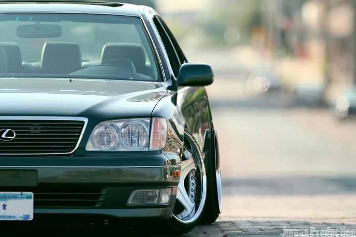 photo 1 Lexus LS 400 custom wheels leon hardiritt ordens 19x10.0, ET +25, tire size 235/35 R19. 19x11.5 ET+20 245/35 R19
