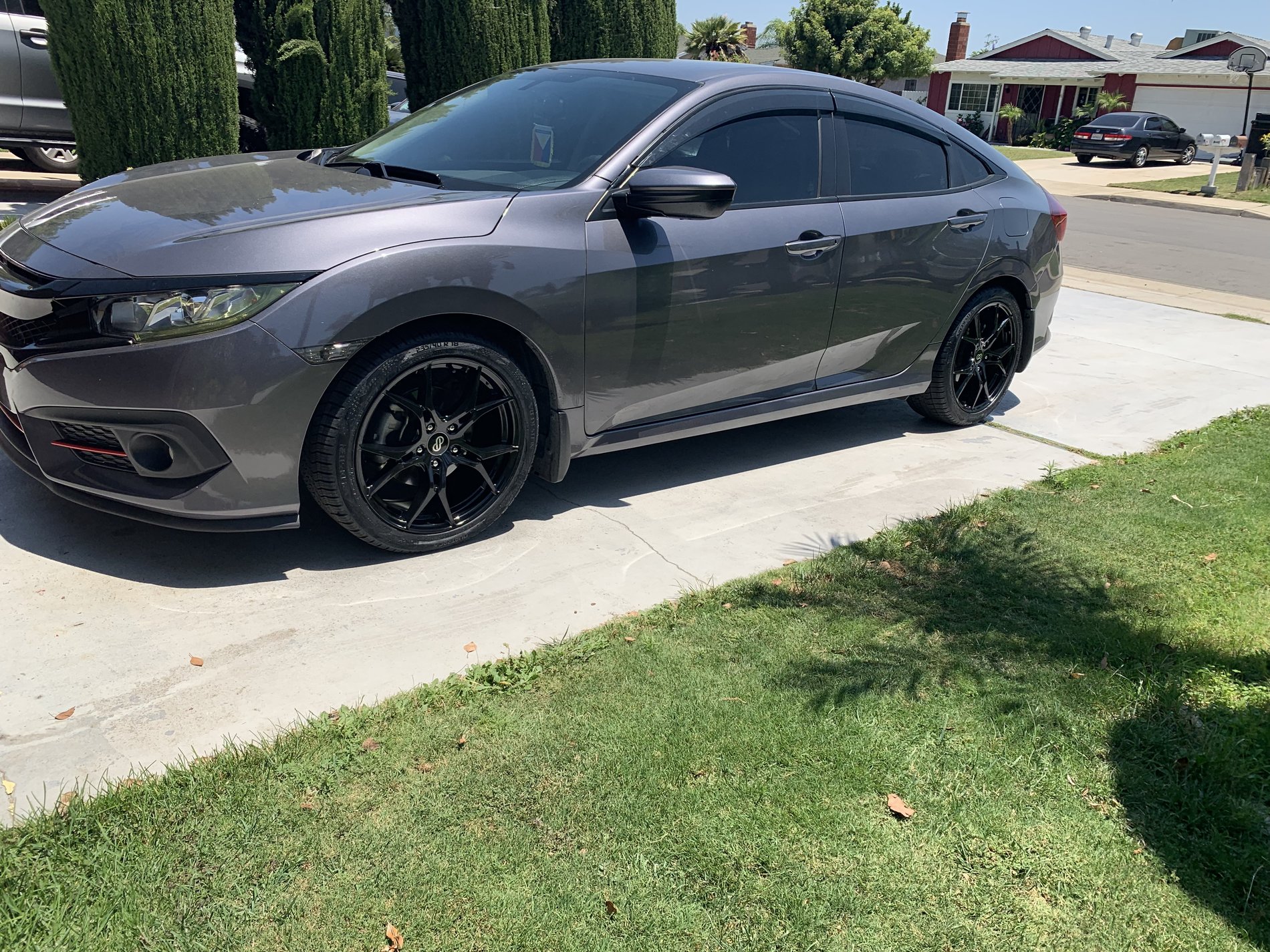 photo 4 Honda Civic custom wheels 18x8.0, ET , tire size 235/40 R18. x ET