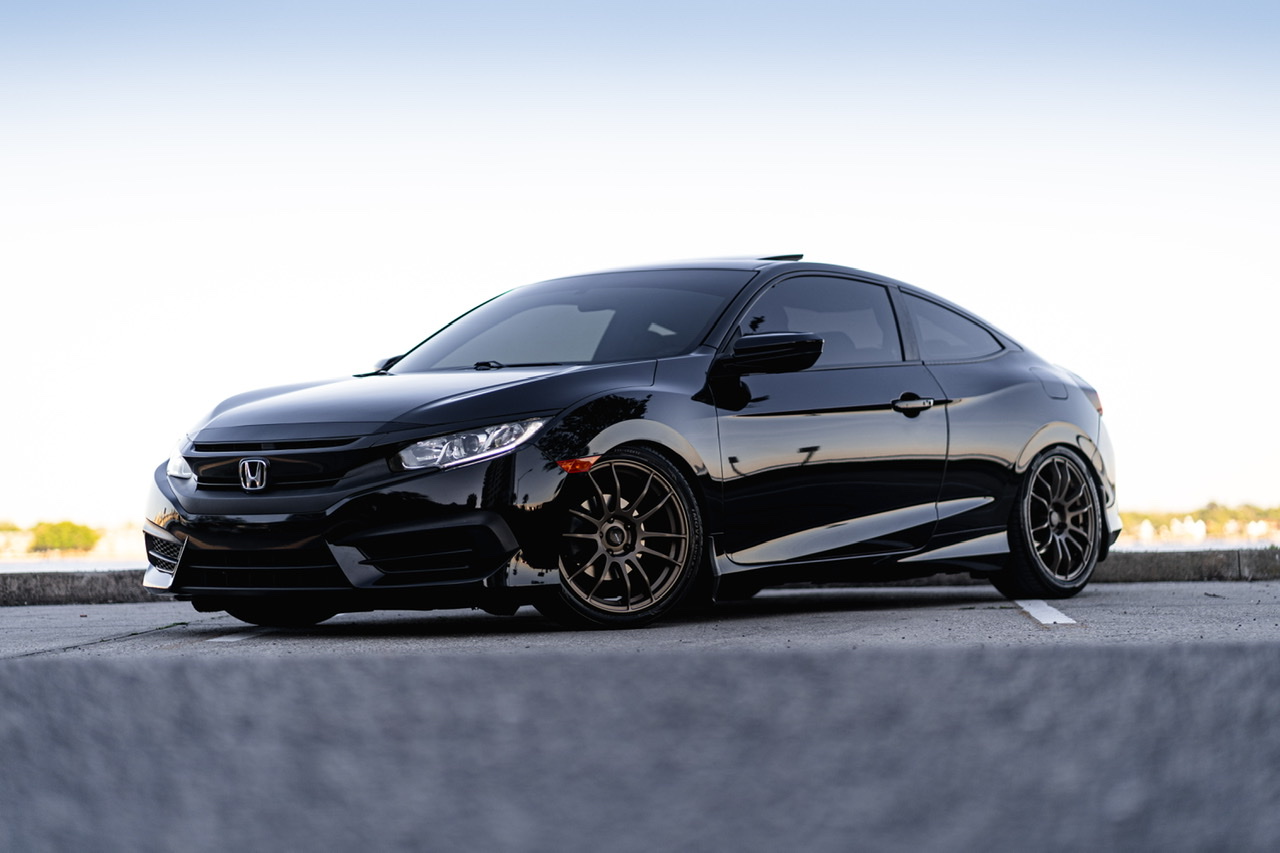 photo 1 Honda Civic custom wheels   18x8.5, ET +33, tire size 235/40 R18. x ET 