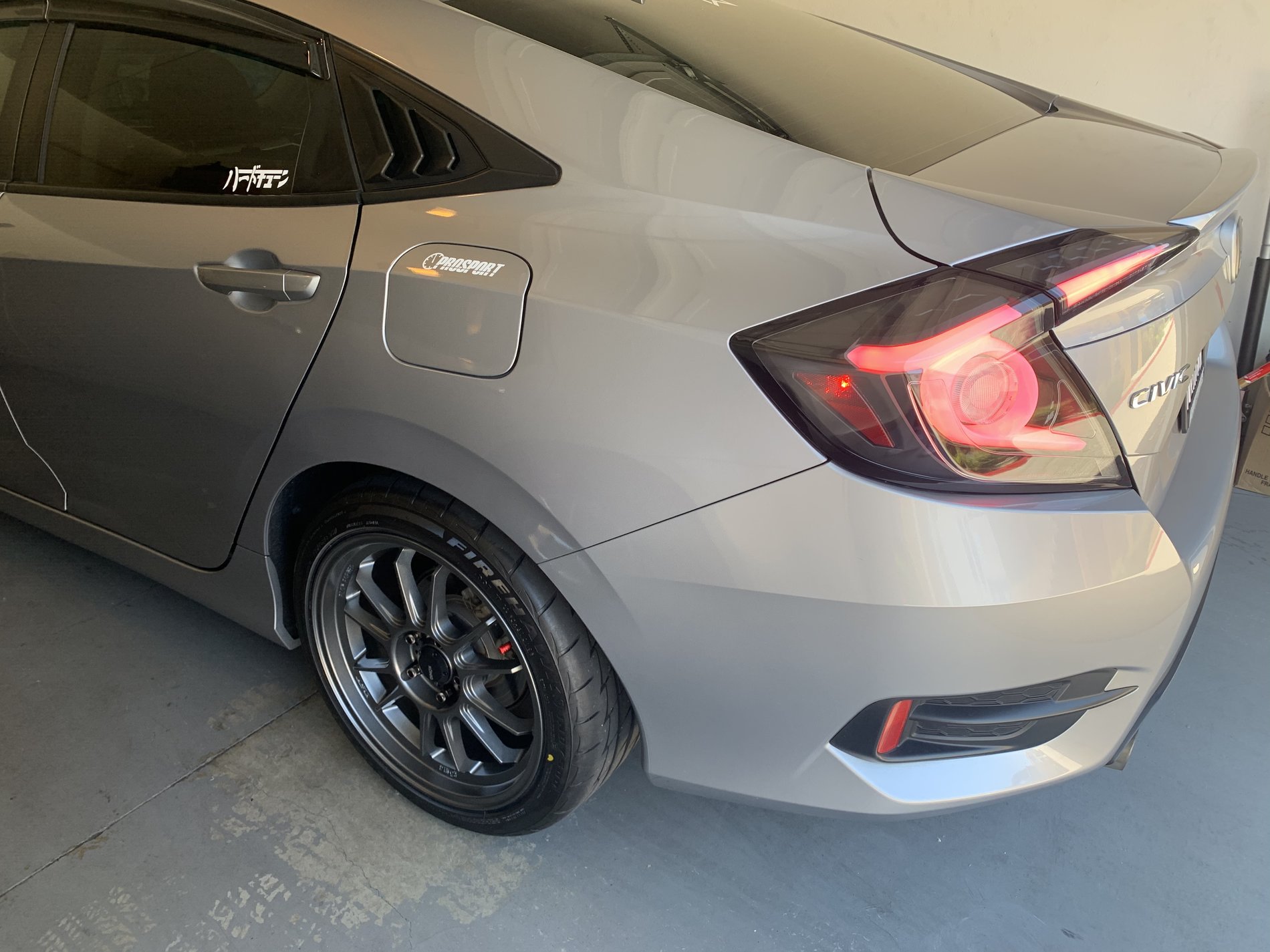 photo 3 Honda Civic custom wheels 18x8.5, ET +35, tire size 235/40 R18. x ET