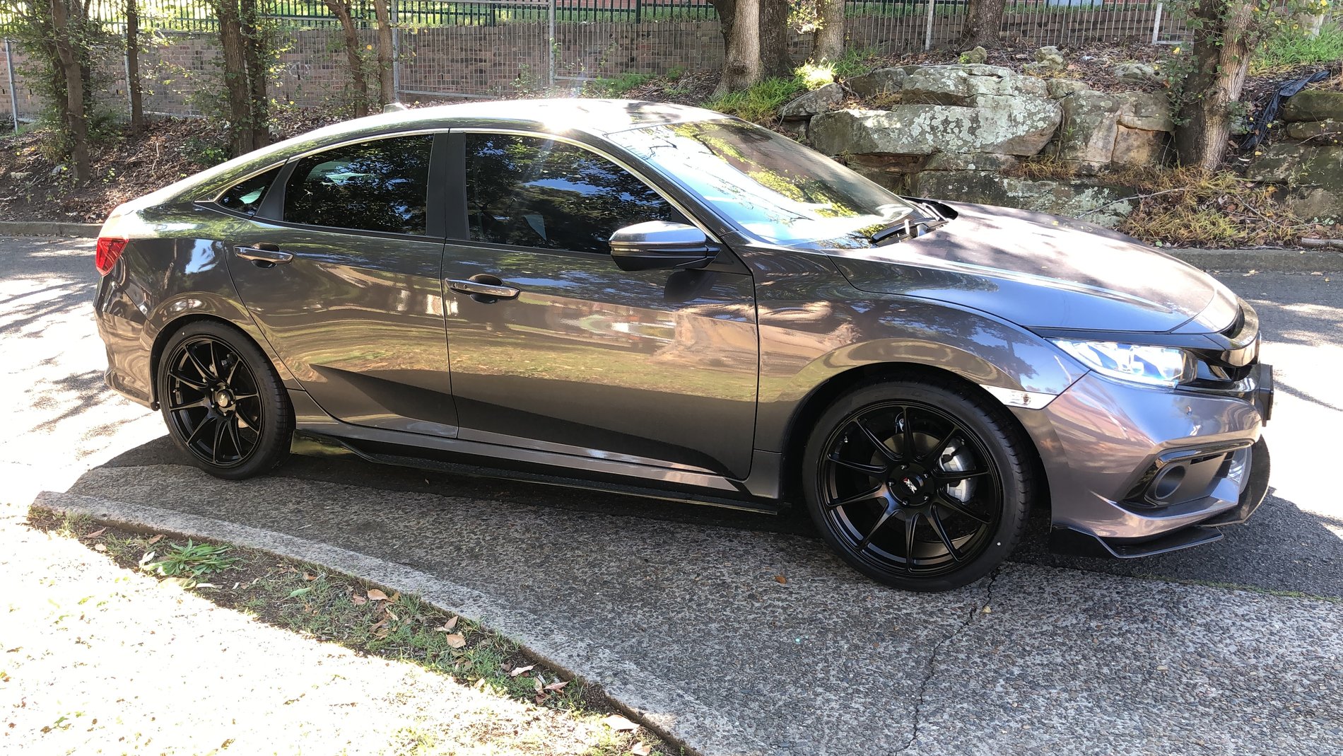 photo 1 Honda Civic custom wheels   19x, ET , tire size 245/35 R19. x ET 