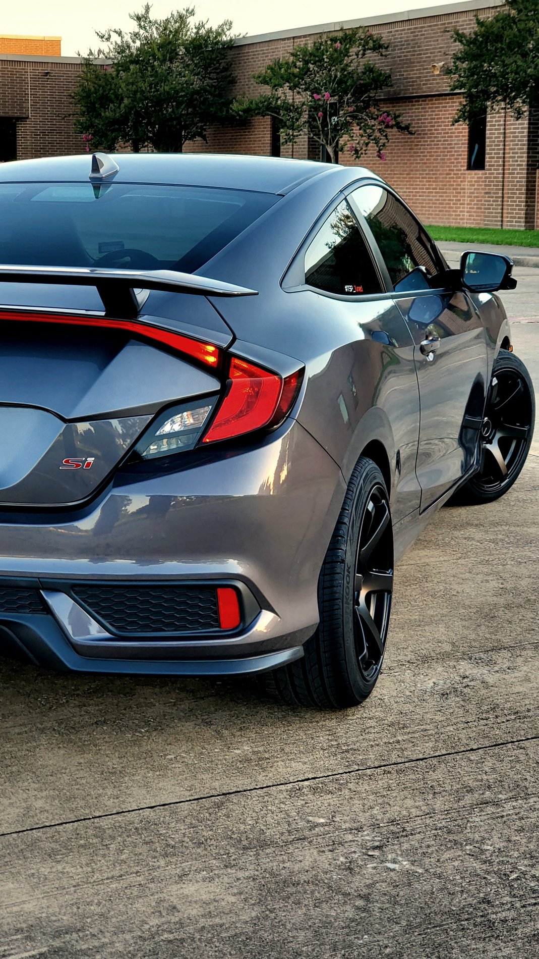 photo 2 Honda Civic custom wheels 18x9.5, ET +30, tire size 245/40 R18. x ET