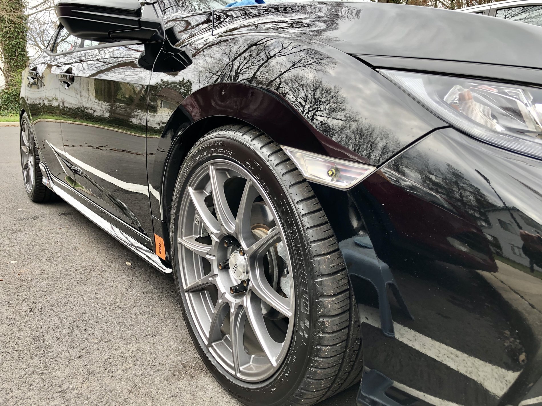 photo 1 Honda Civic custom wheels   18x8.5, ET +44, tire size 245/40 R18. x ET 