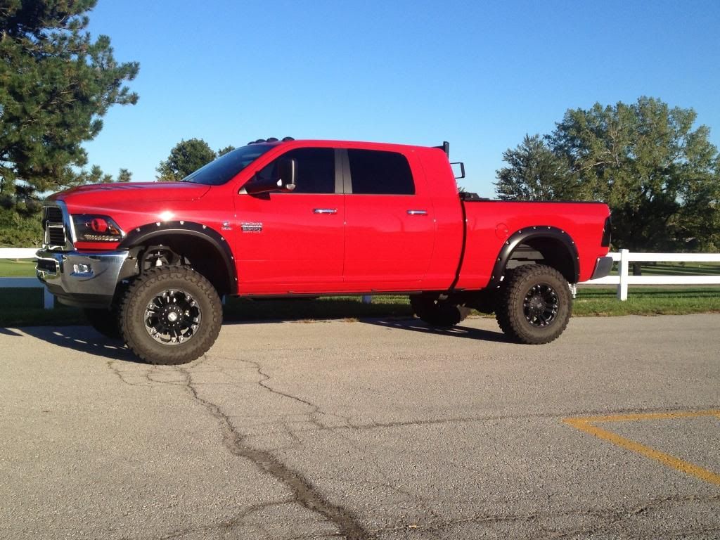 photo 2 Dodge Ram 2500 custom wheels 18x, ET , tire size 315/70 R18. x ET