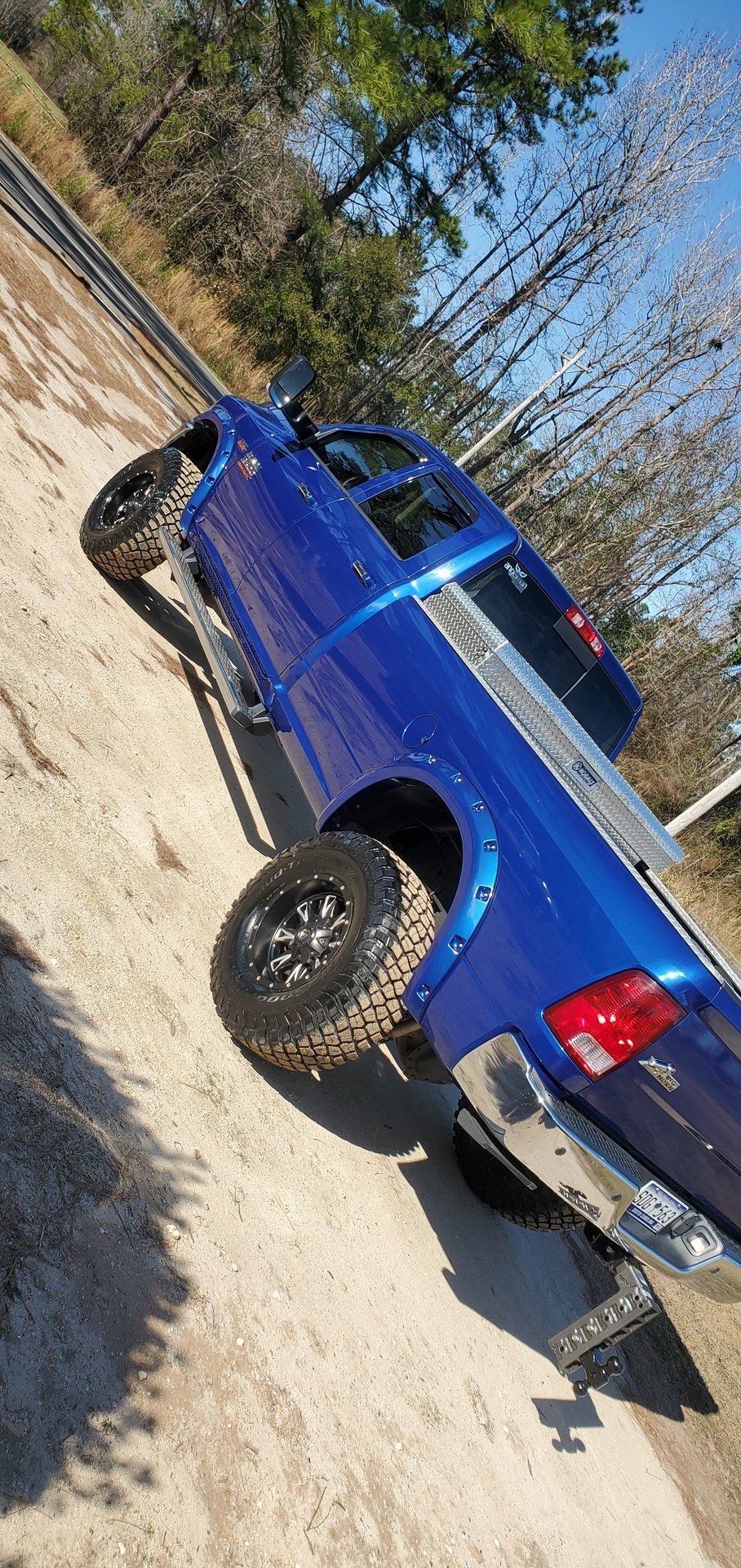 photo 2 RAM 3500 custom wheels 18x10.0, ET , tire size 37X13.5 R18. x ET