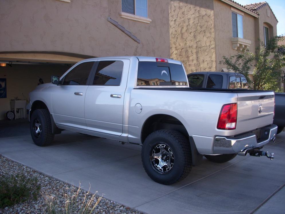 photo 4 Dodge Ram 1500 custom wheels   18x, ET , tire size 295/70 R18. x ET 