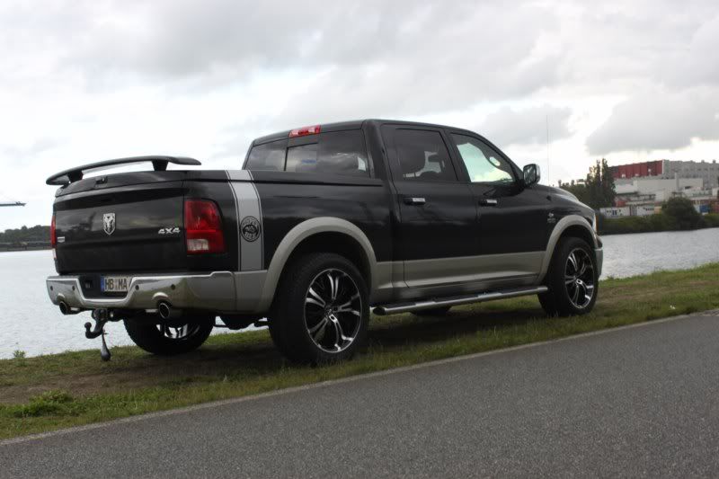 photo 3 Dodge Ram 2500 custom wheels 22x10.0, ET , tire size 305/45 R22. x ET