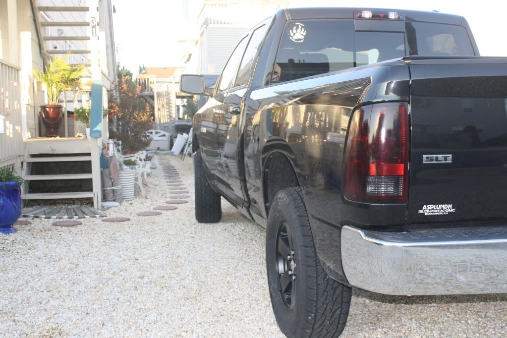photo 1 Dodge Ram 1500 custom wheels   17x, ET , tire size 33X R17. x ET 