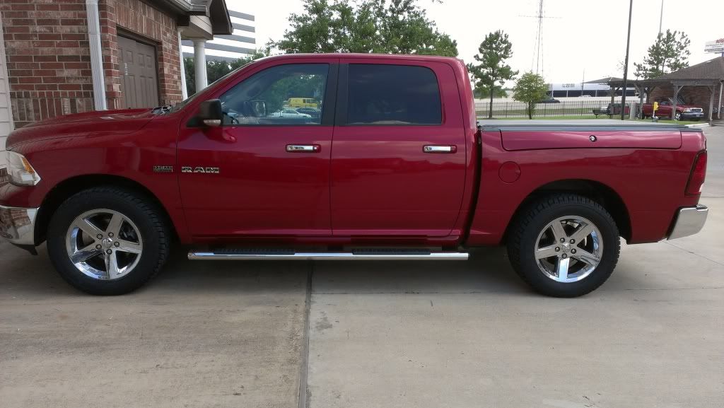 photo 1 Dodge Ram 1500 custom wheels   20x, ET , tire size 305/55 R20. x ET 