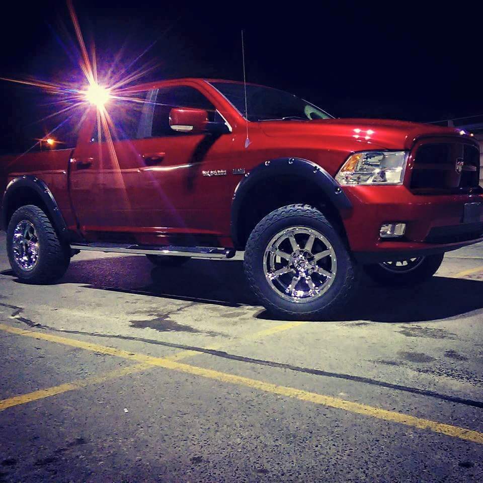 photo 1 Dodge Ram 1500 custom wheels   20x, ET , tire size 35X12.5 R20. x ET 