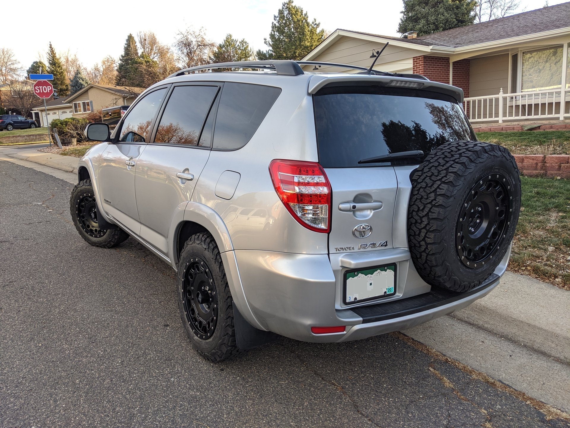 photo 2 Toyota RAV4 custom wheels Holeshot 17x8.5, ET , tire size 245/65 R17. x ET