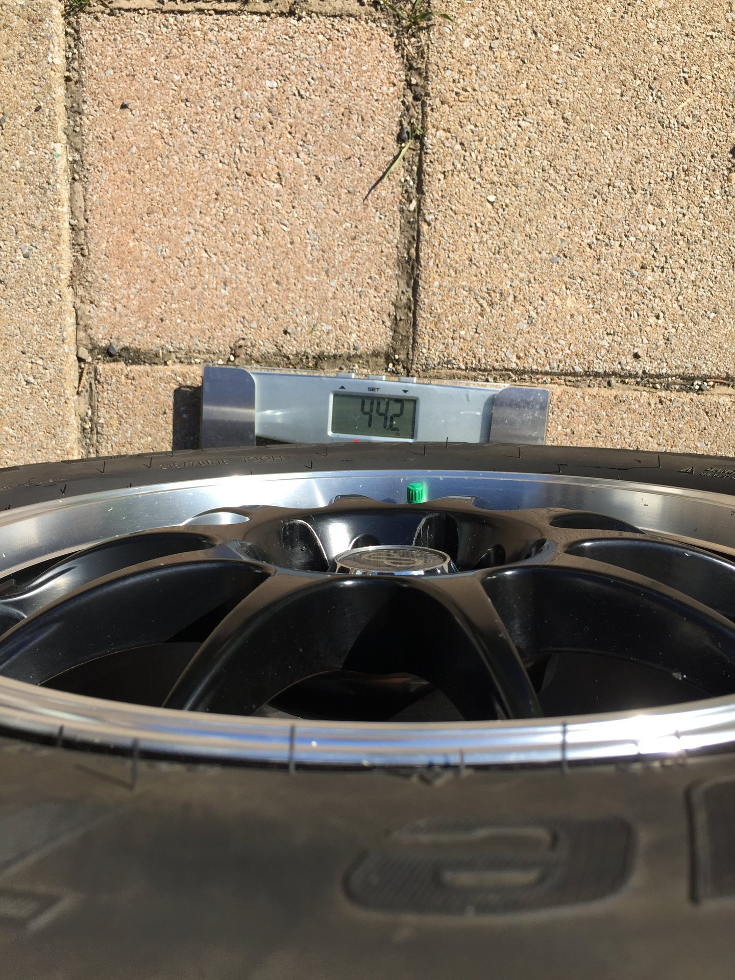 photo 5 Toyota RAV4 custom wheels   16x, ET , tire size 215/70 R16. x ET 