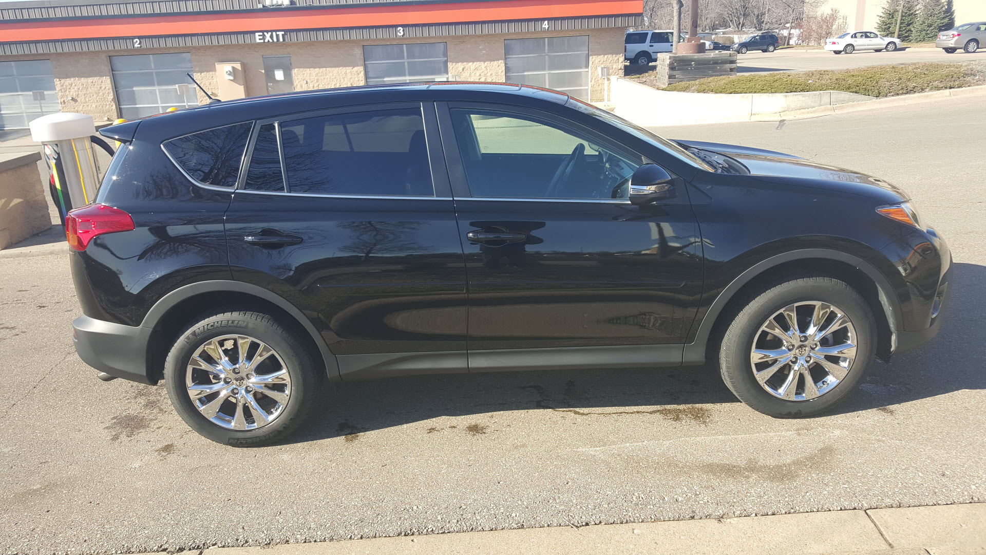 photo 1 Toyota RAV4 custom wheels 18x, ET , tire size 225/60 R18. x ET