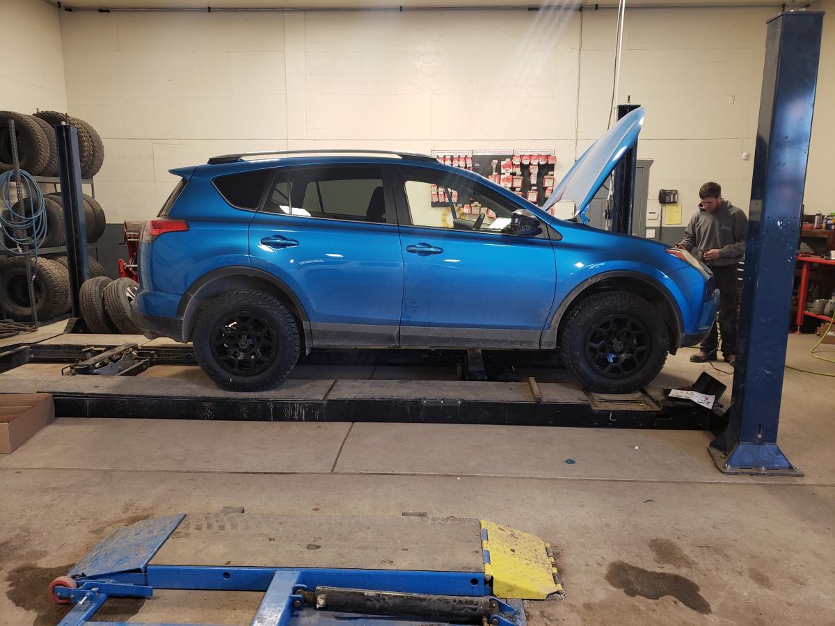 photo 1 Toyota RAV4 custom wheels 17x8.0, ET +35, tire size 245/65 R17. x ET