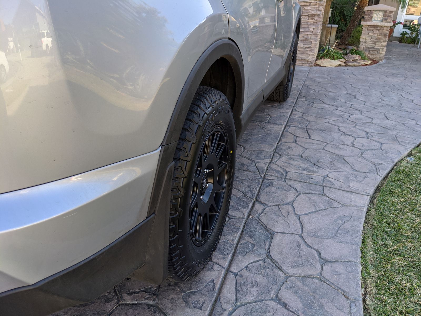 photo 2 Toyota RAV4 custom wheels LP1 17x7.5, ET +35, tire size 245/65 R17. x ET