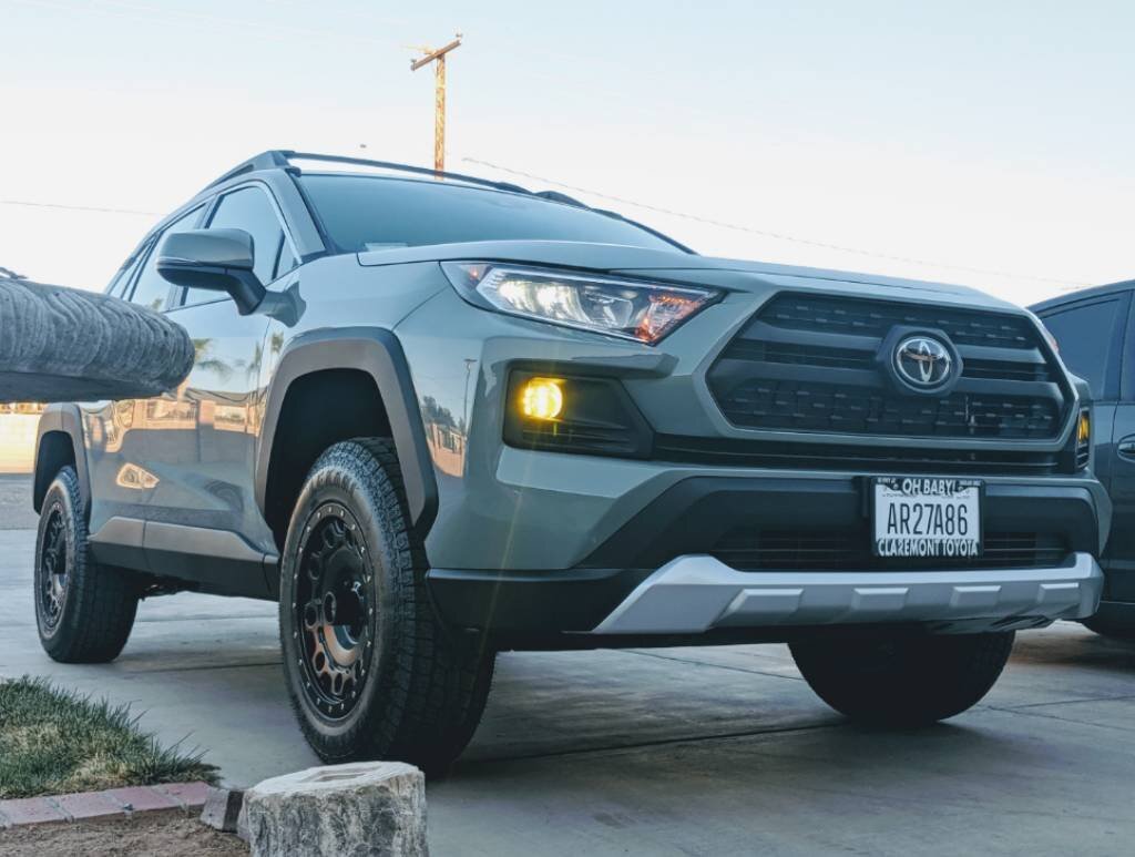 photo 2 Toyota RAV4 custom wheels  XD129 Holeshot 17x8.5, ET +34, tire size 245/70 R17. x ET 