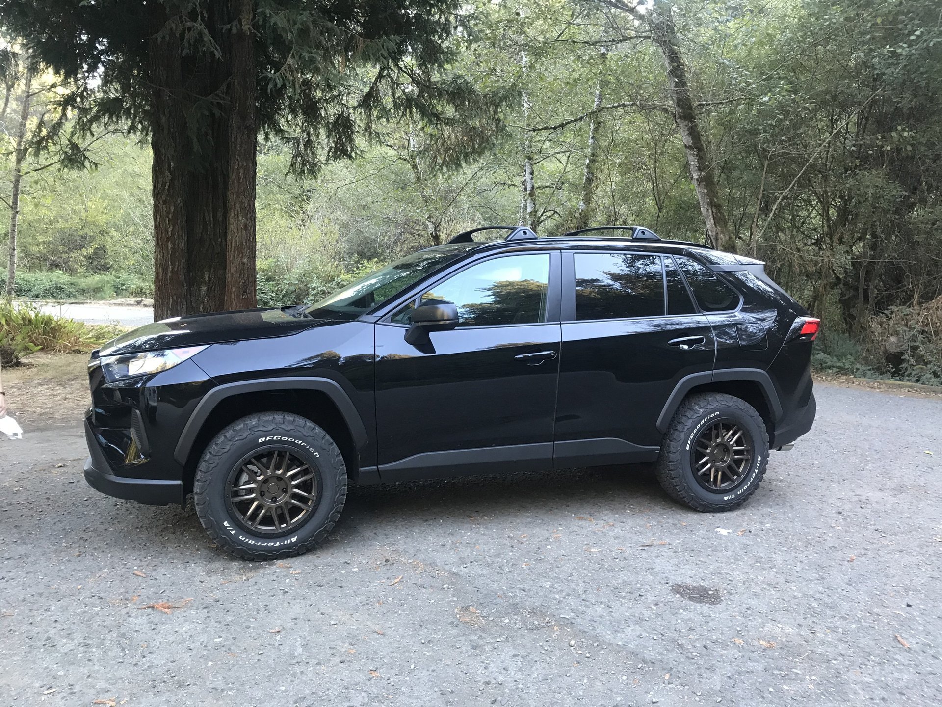 photo 2 Toyota RAV4 custom wheels   17x, ET +30, tire size 245/65 R17. x ET 