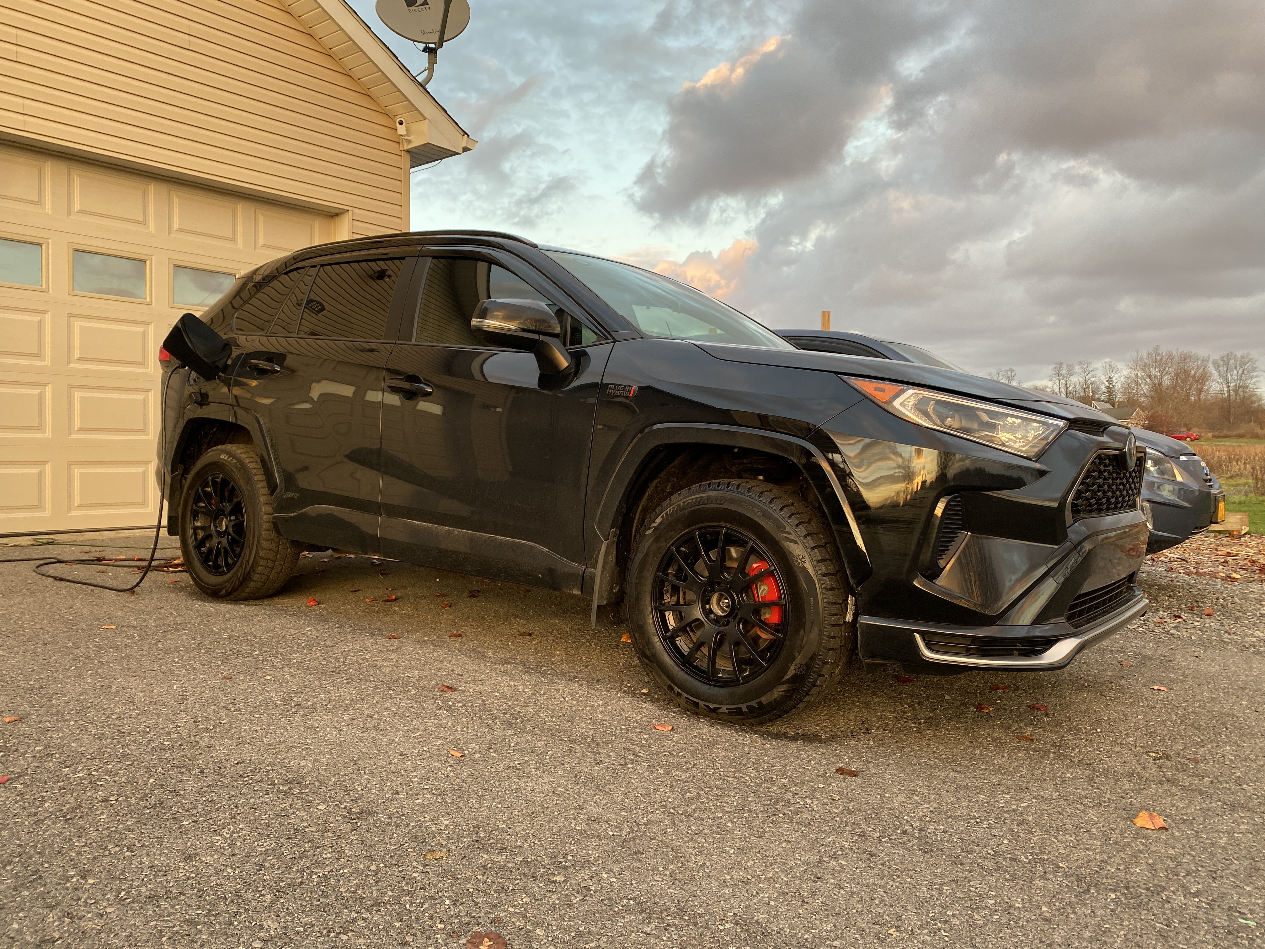 photo 3 Toyota RAV4 custom wheels   17x, ET +45, tire size 235/65 R17. x ET 
