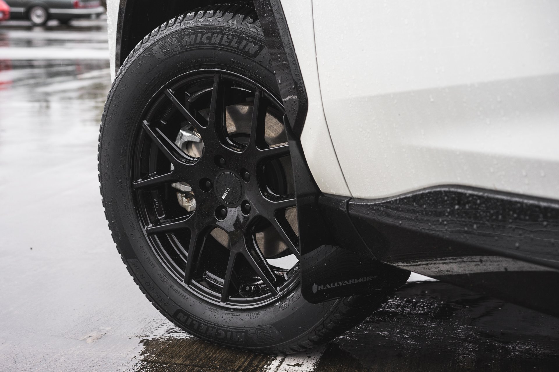 photo 2 Toyota RAV4 custom wheels 18x8.0, ET +40, tire size 235/60 R18. x ET