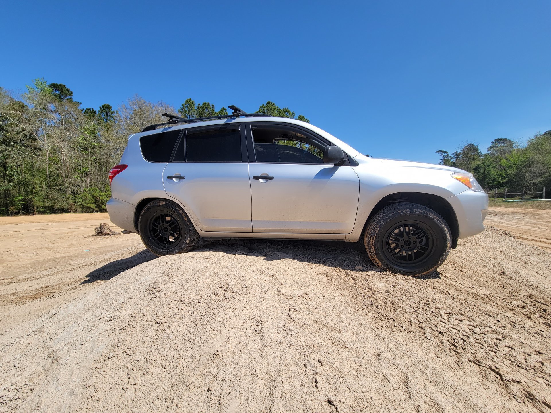 photo 1 Toyota RAV4 custom wheels   17x8.0, ET +45, tire size 245/65 R17. x ET 