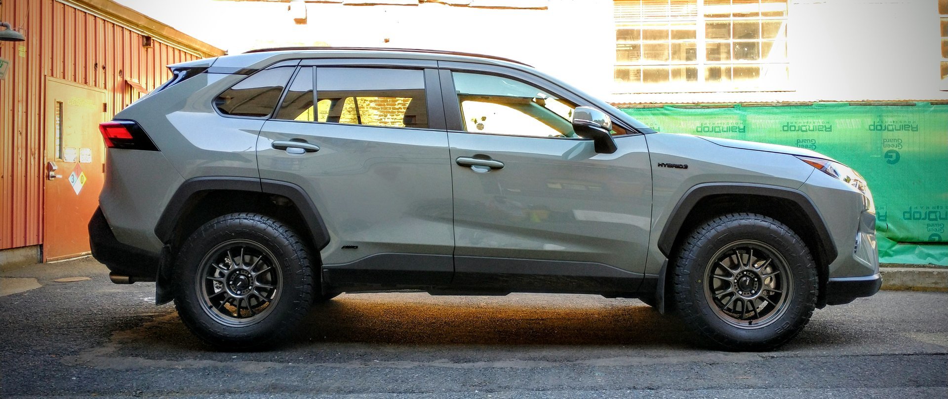 photo 1 Toyota RAV4 custom wheels 17x8.0, ET +35, tire size 245/65 R17. x ET