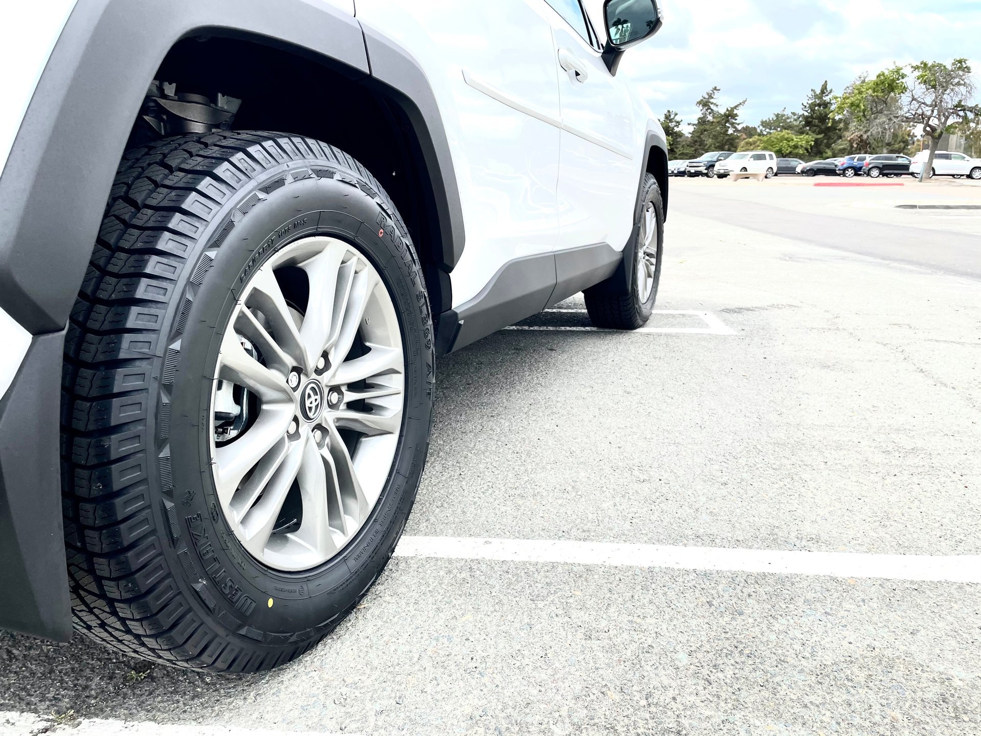 photo 2 Toyota RAV4 custom wheels   17x7.0, ET +40, tire size 245/65 R17. x ET 