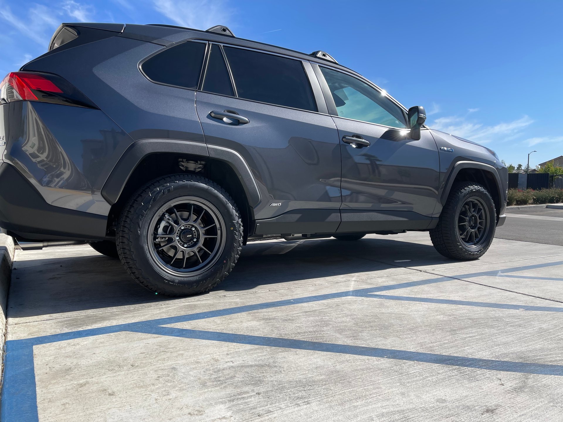 photo 1 Toyota RAV4 custom wheels   17x8.0, ET +35, tire size 235/65 R17. x ET 