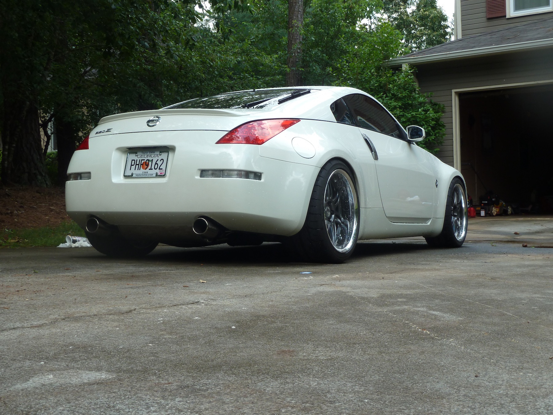photo 6 Nissan 350Z custom wheels Avant Garde M560 19x9.5, ET +20, tire size 275/30 R19. 19x11.0 ET+18 305/30 R19