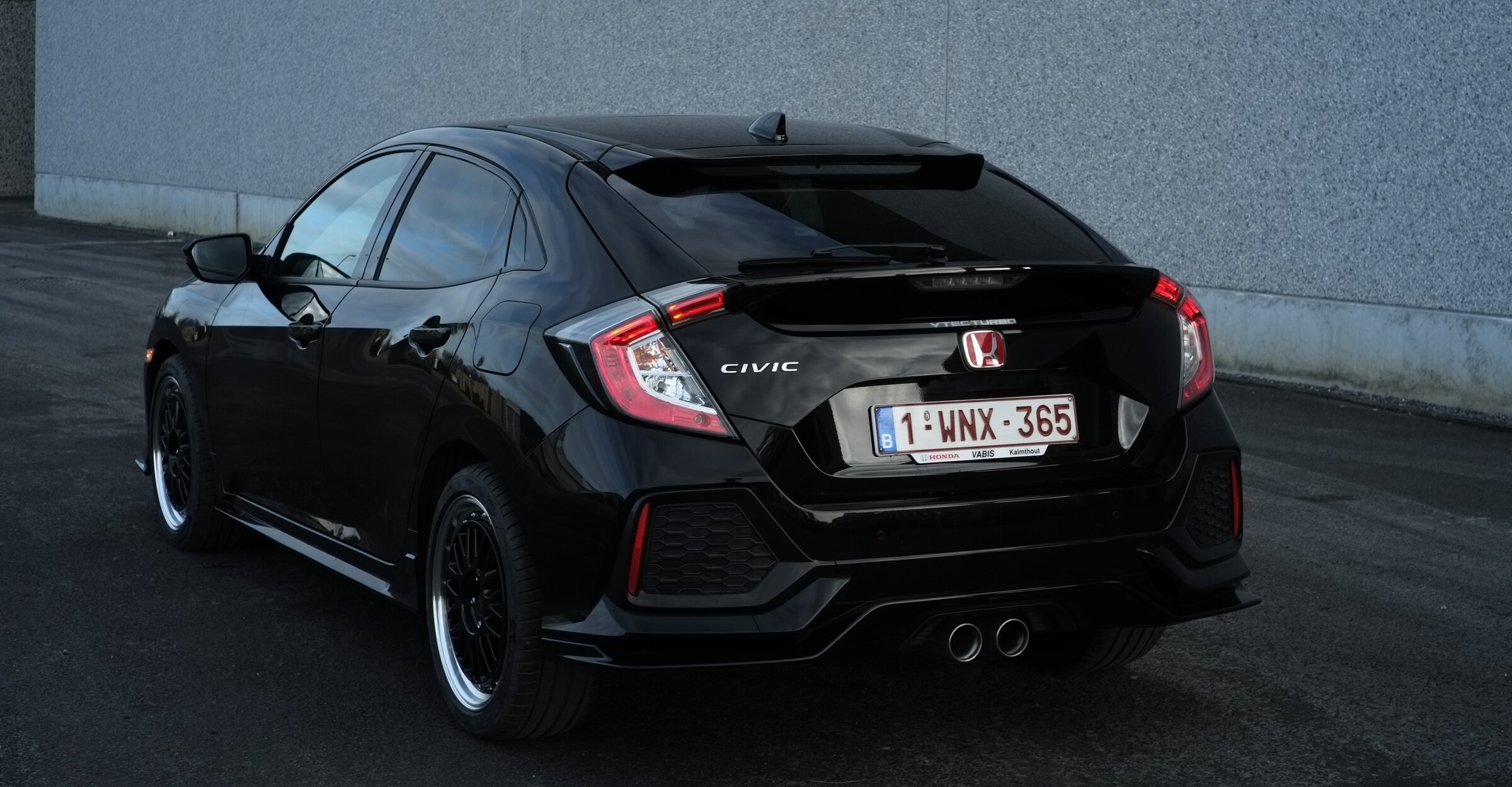 photo 2 Honda Civic custom wheels 18x8.0, ET +40, tire size 235/35 R18. x ET