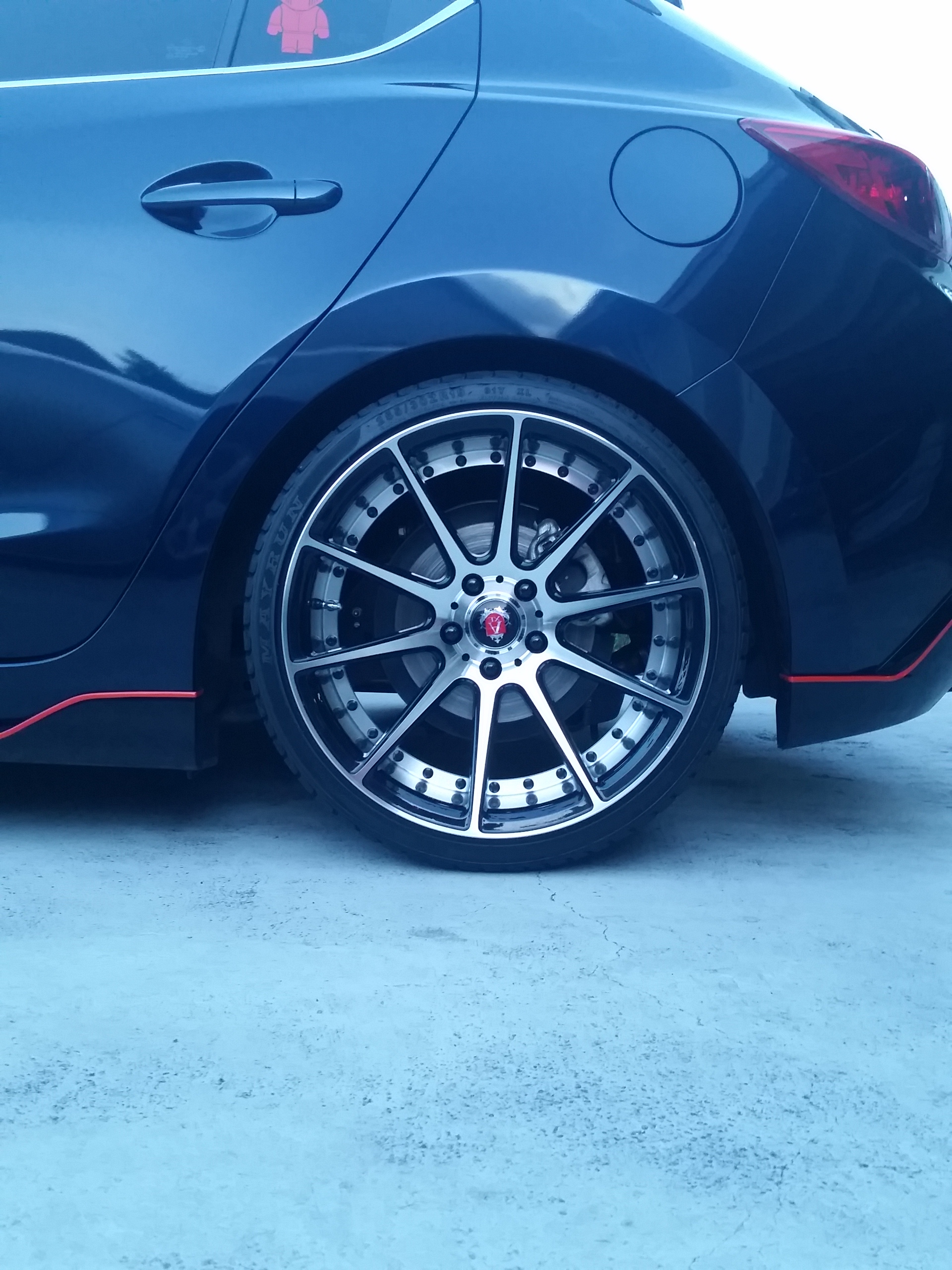 photo 4 Mazda Mazda3 custom wheels 19x8.5, ET +35, tire size 225/35 R19. 19x9.5 ET+42 255/30 R19
