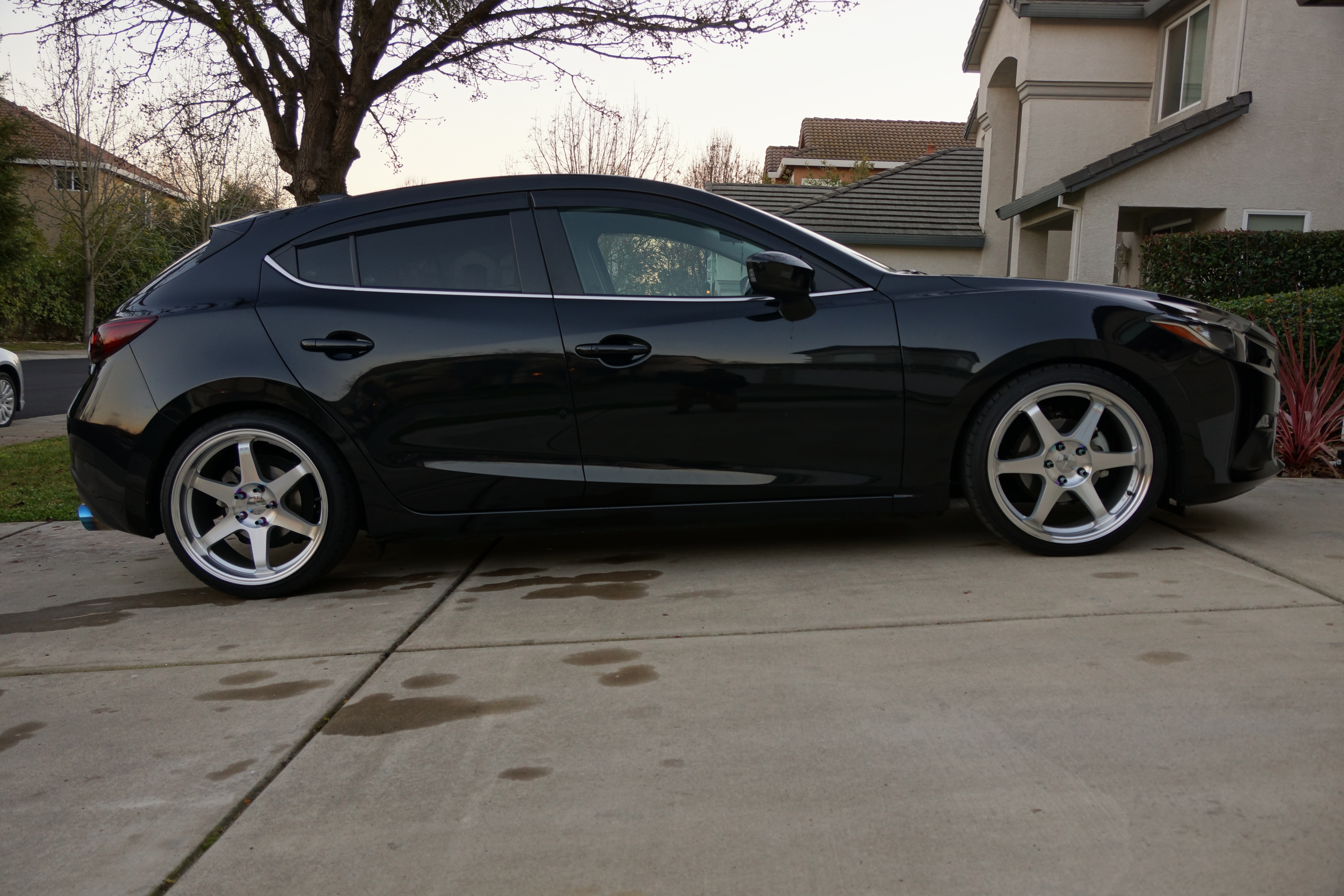 photo 3 Mazda Mazda3 custom wheels   19x8.5, ET +35, tire size 235/50 R19. 19x9.5 ET+40 