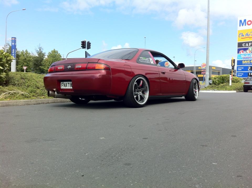 photo 2 Nissan S14 custom wheels Diezel Drift 18x9.5, ET +12, tire size 225/40 R18. x ET 