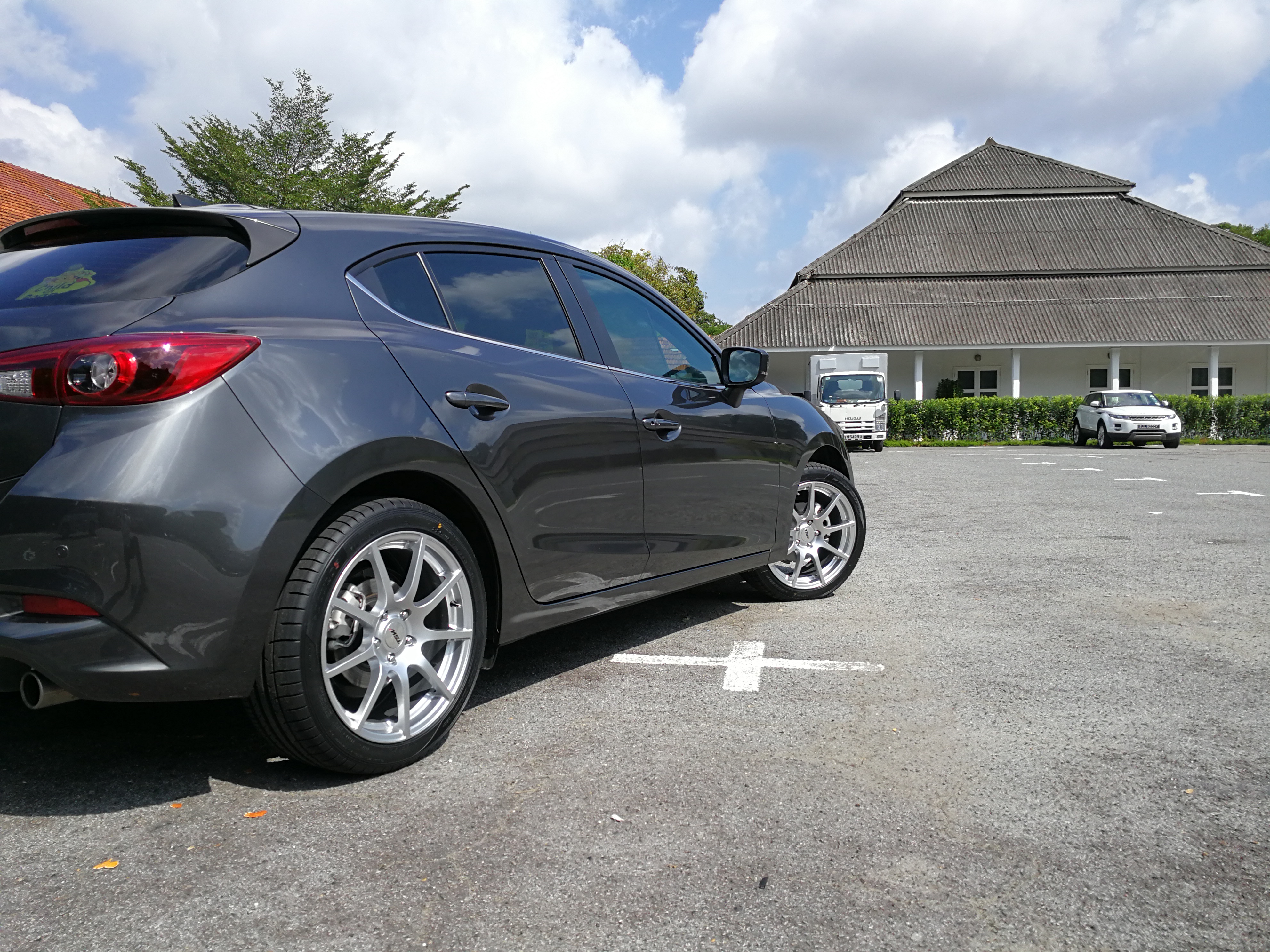photo 2 Mazda Mazda3 custom wheels   18x7.5, ET +45, tire size 225/45 R18. x ET 