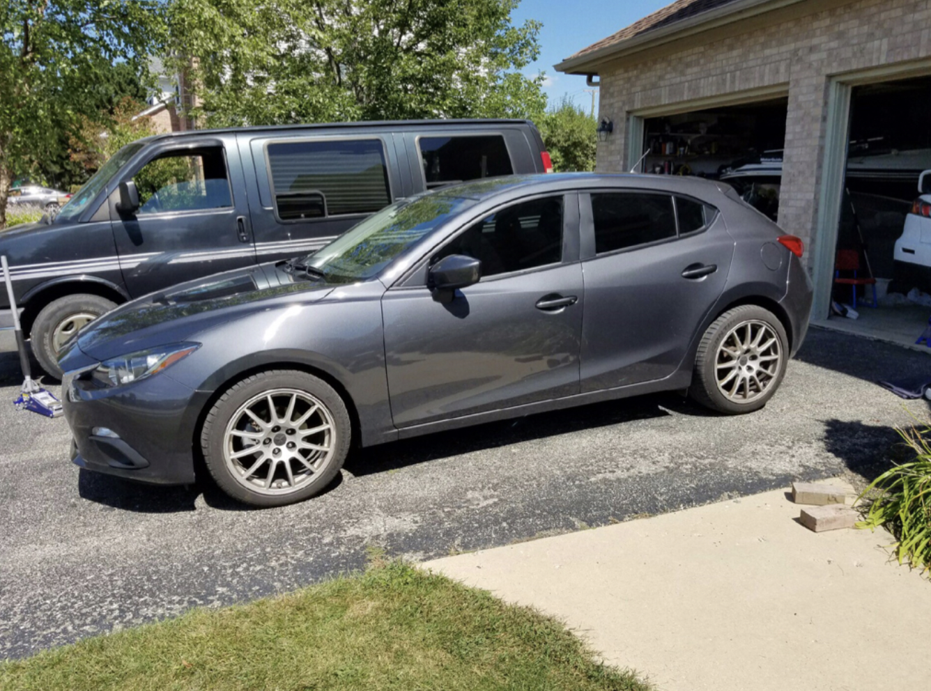 photo 2 Mazda Mazda3 custom wheels 18x8.5, ET +40, tire size 245/40 R18. x ET