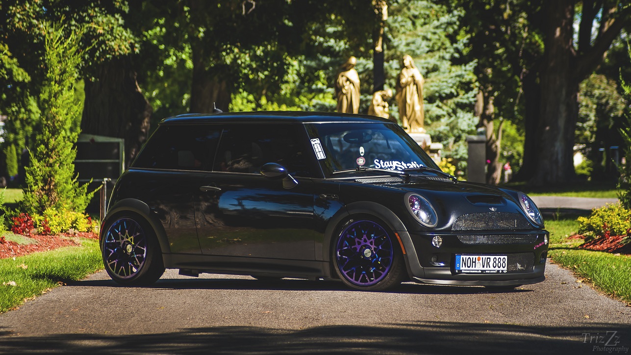 photo 1 MINI Cooper S custom wheels Rotiform BLQ 17x8.0, ET +30, tire size 205/40 R17. x ET 