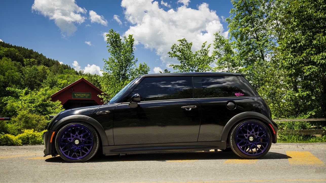 photo 2 MINI Cooper S custom wheels Rotiform BLQ 17x8.0, ET +30, tire size 205/40 R17. x ET 
