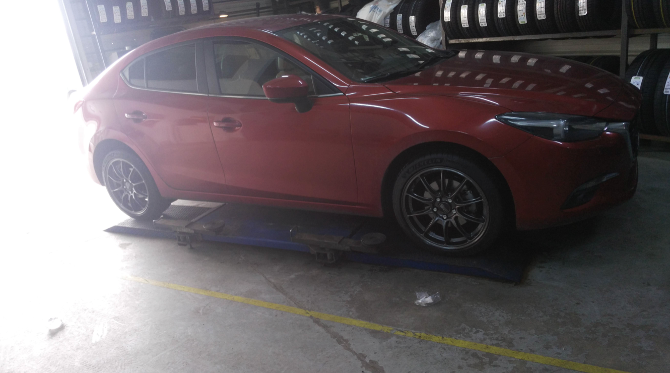 photo 1 Mazda Mazda3 custom wheels x, ET , tire size X R. x ET