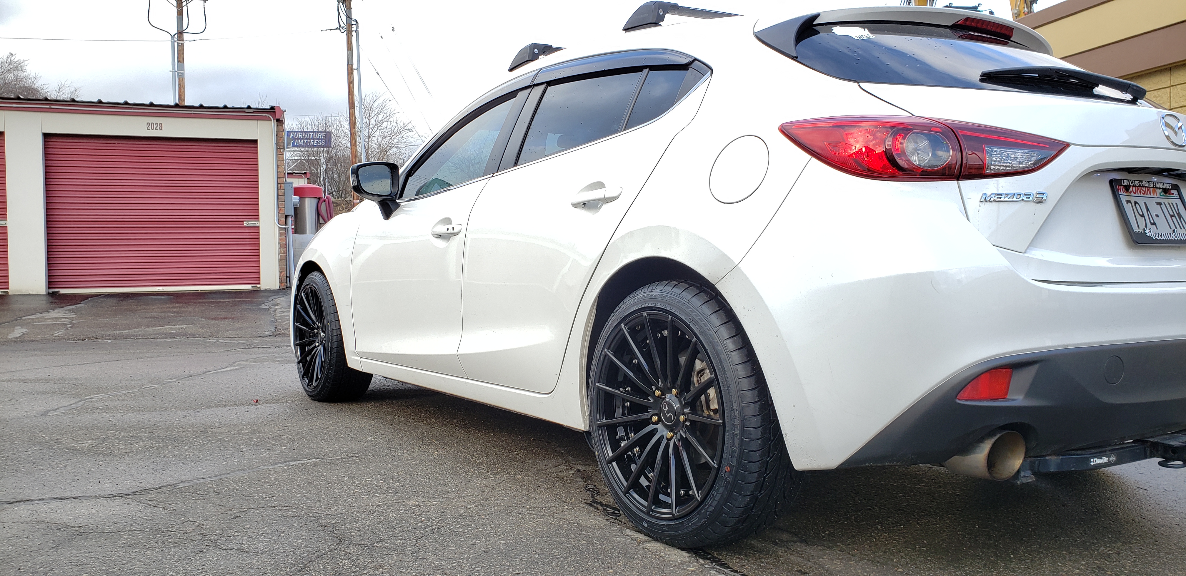 photo 3 Mazda Mazda3 custom wheels   18x8.5, ET +35, tire size 225/45 R18. x ET 