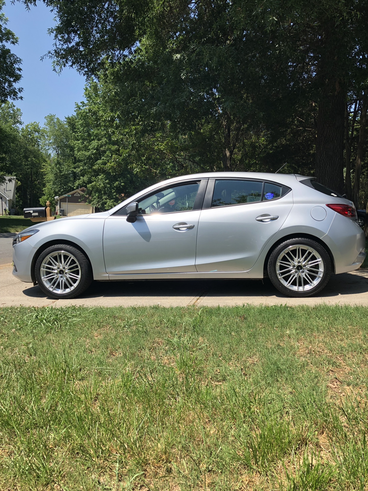 photo 1 Mazda Mazda3 custom wheels   18x8.0, ET +35, tire size 225/45 R18. x ET 