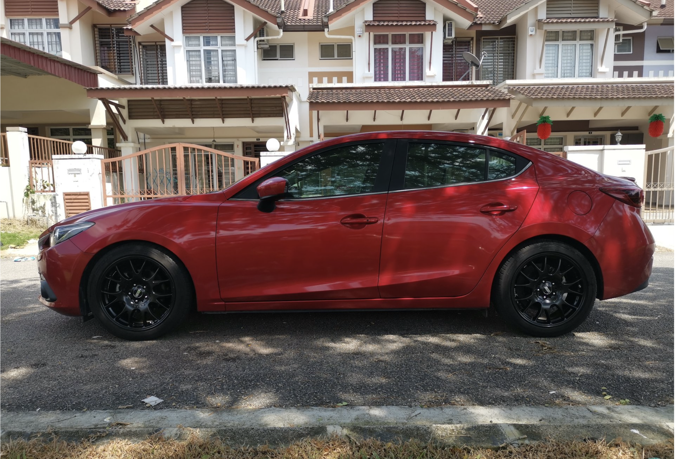 photo 2 Mazda Mazda3 custom wheels   18x8.0, ET +42, tire size 225/45 R18. x ET 