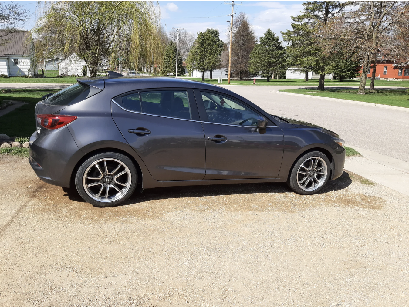photo 1 Mazda Mazda3 custom wheels Traktion 18x7.5, ET +45, tire size 215/45 R18. x ET