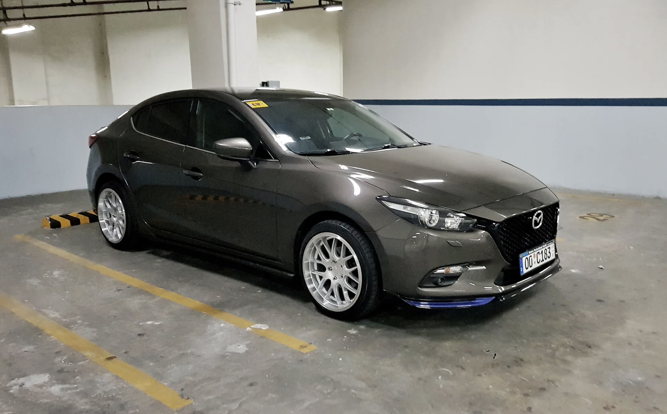 photo 1 Mazda Mazda3 custom wheels 18x9.0, ET +45, tire size 235/40 R18. x ET